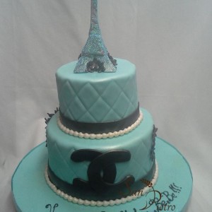gâteau deux étages theme de paris / Two tier Paris Theme cake