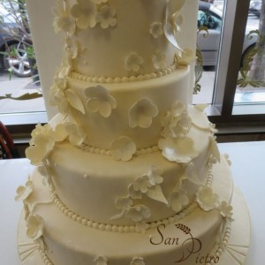 Ivoire et de fleurs en cascade /Ivory and cascading flowers