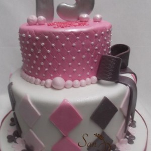 2 étages gâteau Quinceanera / Quinceanera Two tier