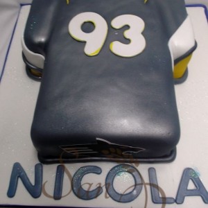 Sport Shirt Cake