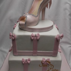 Diamant Boîte à chaussures gâteau / Diamond Shoe bow cake