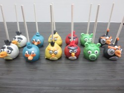 CAKE POPS