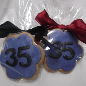 biscuits au beurre en fleur / Butter cookies shaped in a flower
