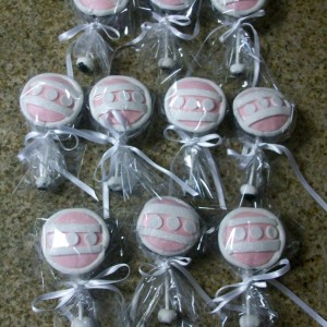 rattle cupcakes